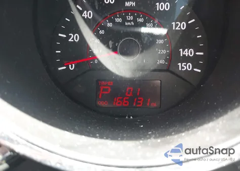 2011 Kia Sorento Lx V6 z USA, uszkodzony, nr VIN 5XYKTDA25BG123345